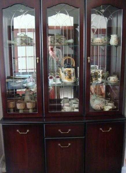 MAHOGANY LOUNGEDINING ROOM  DISPLAY CABINET