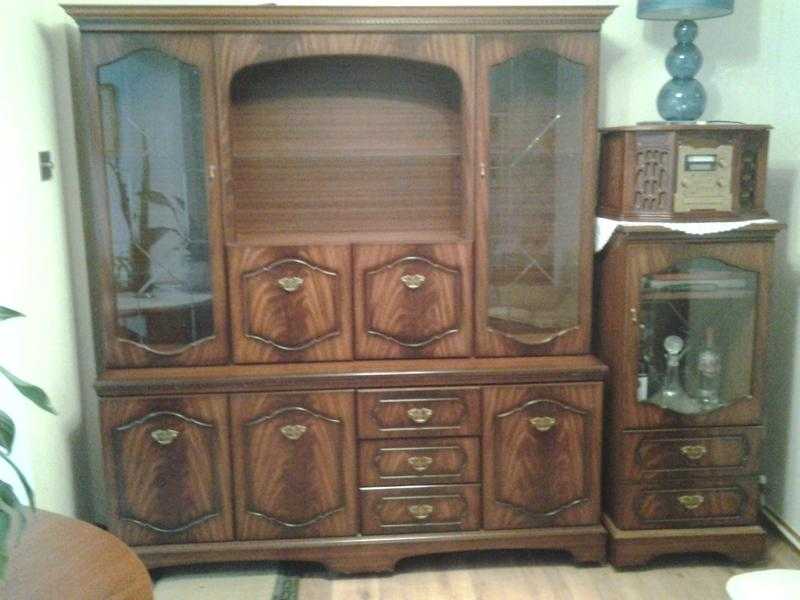 Mahogany unit