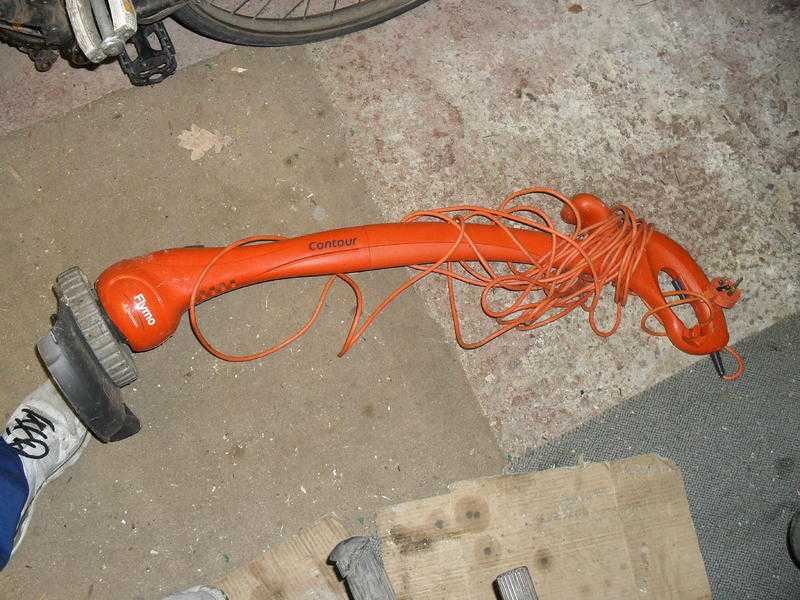 Mains strimmer