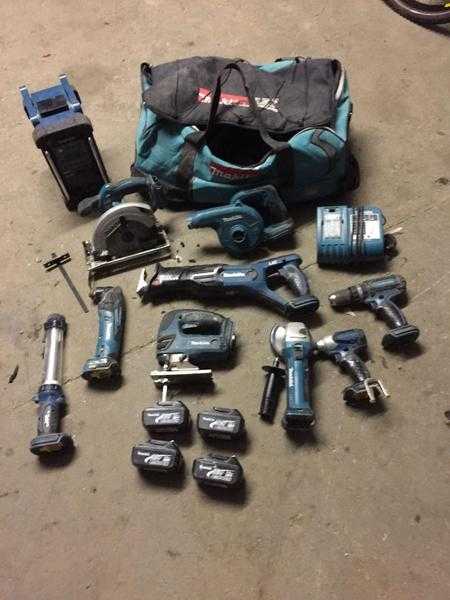 Makita 18v lithium 10 peice tool kit