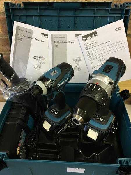 Makita DLX2005 Combi Drill and Impact Driver Kit