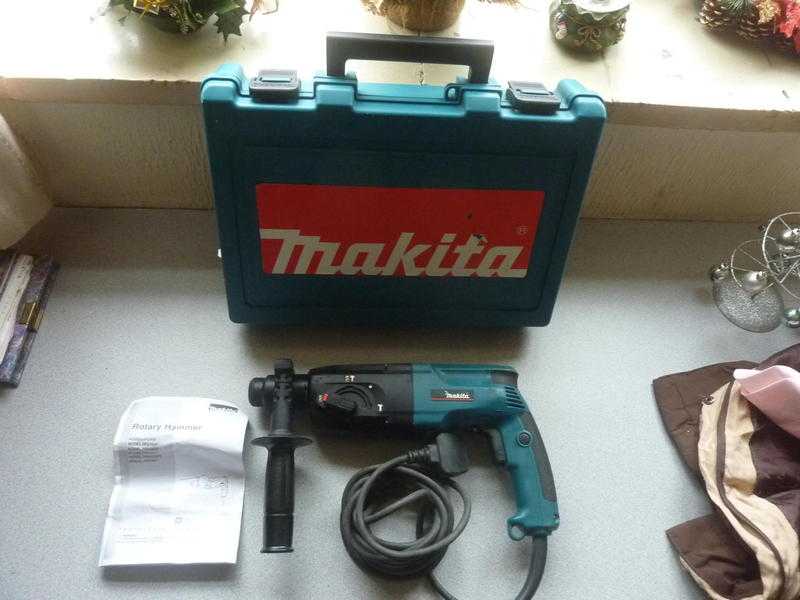 Makita sds drill powerful 780watt sells now for 150 see photo 2 same model different design