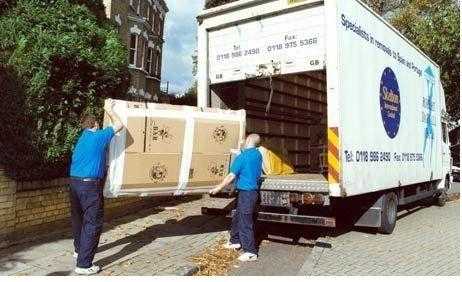 MAN AND VAN Crawley-HOUSE amp OFFICE REMOVALS-CLERENACE SERVICES -PACKERS AND MOVERS