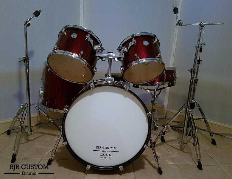 MAPEX HORIZON 5 PIECE DRUM KIT, WITH FULL HARDWARE