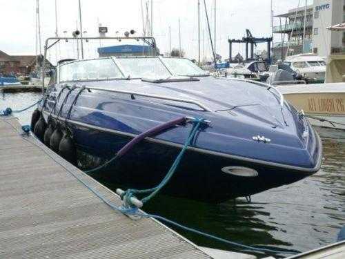 Mariah Z255 Shabah Performance Powerboat Boat