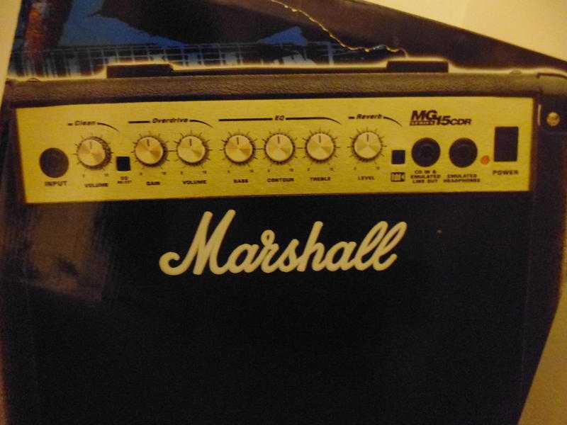 MARSHALL PRACTICE AMP - MG15CDR