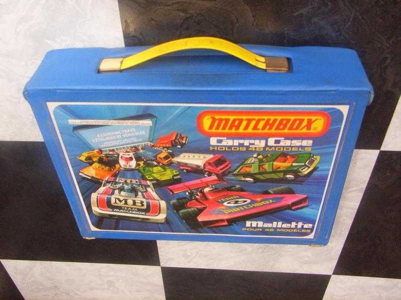 MATCHBOX CASE WITH 48 CARS