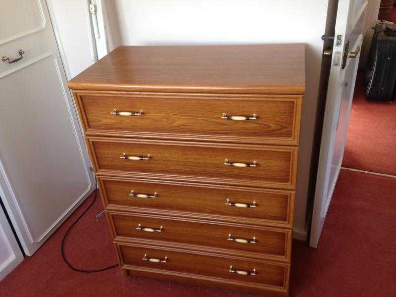 Matching chest of drawers