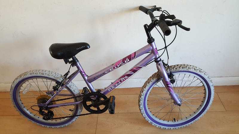 Maxima Girls bike - 20 inch wheels. (Suit age 8 to 12 years).