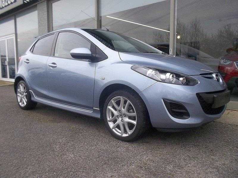 Mazda Mazda2 2013