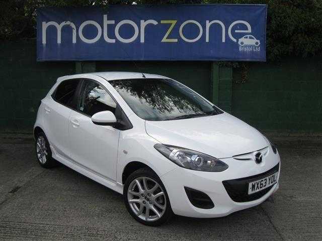 Mazda Mazda2 2013