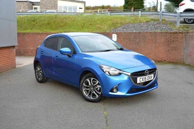 Mazda Mazda2 2015