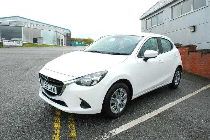 Mazda Mazda2 2016