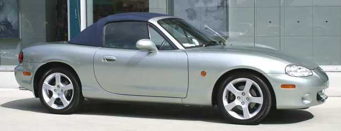 Mazda MX-5 Special Limited Edition Nevada 1.8 Sport 2003 - 2004 Model