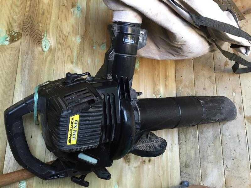 McCulloch BVM 240 petrol leaf blower