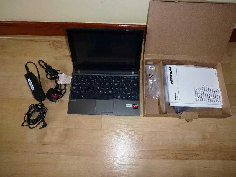 Medion akoya E1317T touch notebook