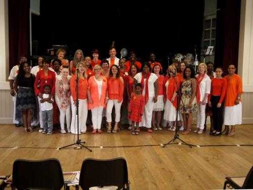 Men and young people wanted for community choir