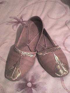 Men039s Asian shoes (Khousa)Worn just the once