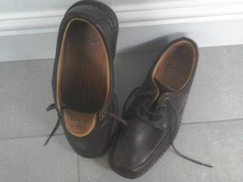 Men039s leather shoes