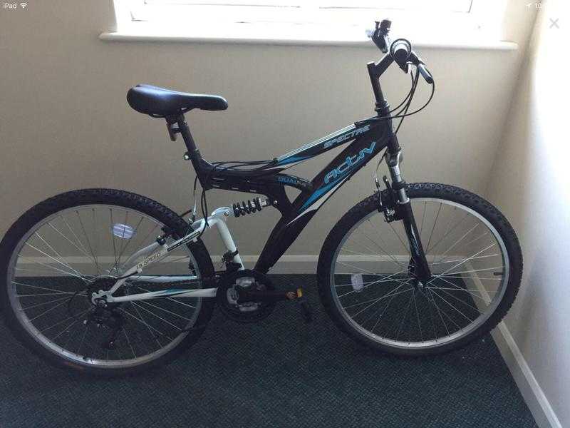 Men039s mountain bike (new)