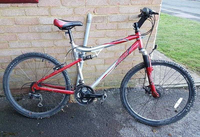 Mens Apollo - needs new rear wheel