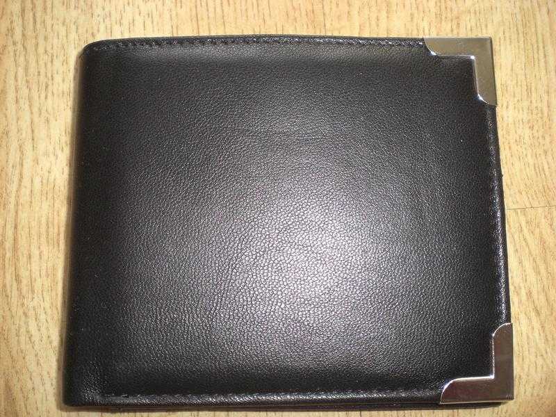 Mens Brand New Black Leather Wallet