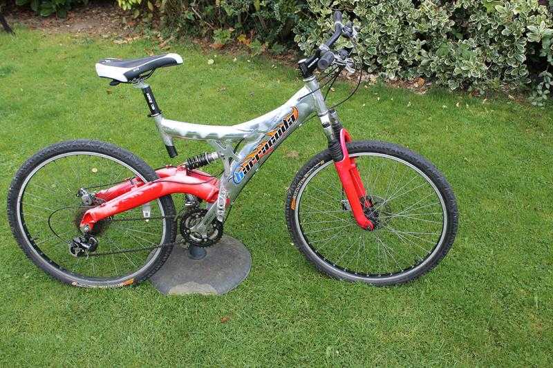 MENS MOUNTAIN BIKE BARRACUDA