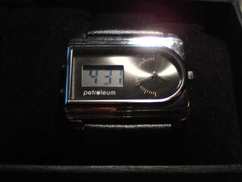 MENS PETROLEUM ANAGLOGUE amp DIGITAL WATCH WITH LEATHER STRAP BNIB