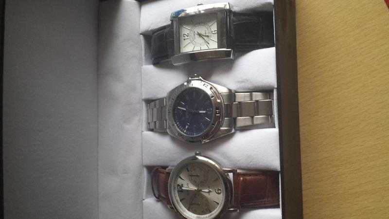 Mens set if 3 watches