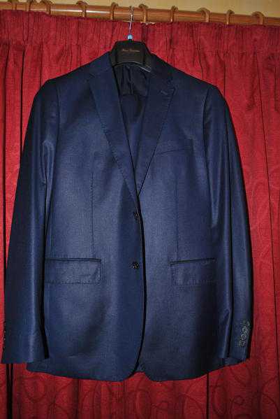 Mens Suit