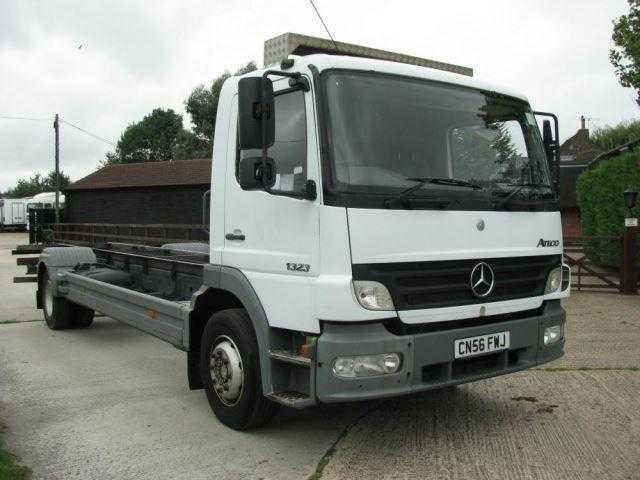 Mercedes-Benz 1323 2006