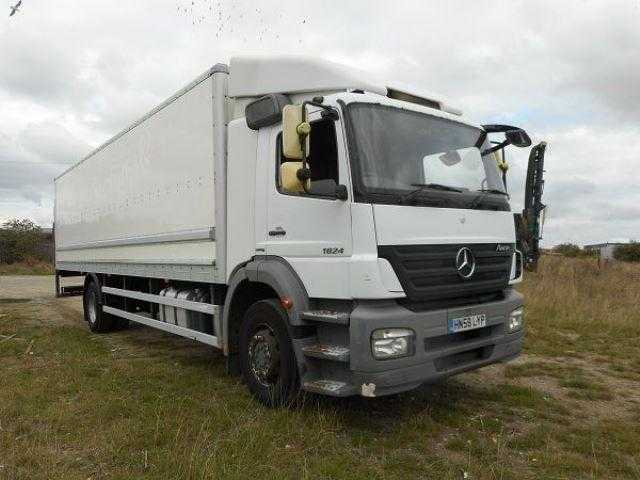 Mercedes-Benz 1824 2008