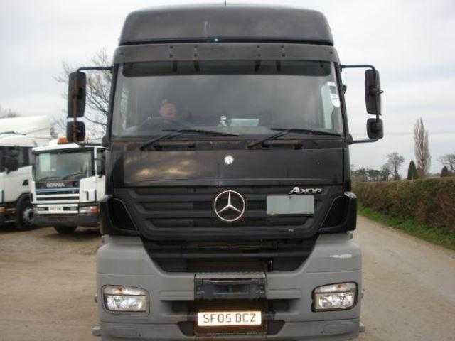 Mercedes-Benz Axor 2005