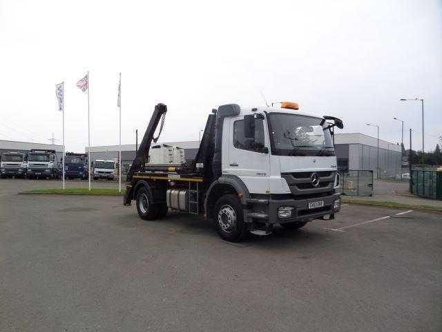 Mercedes-Benz Axor 2013