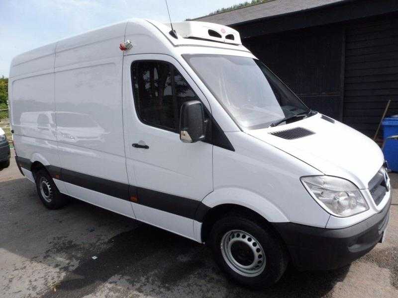 Mercedes-Benz Sprinter 2011