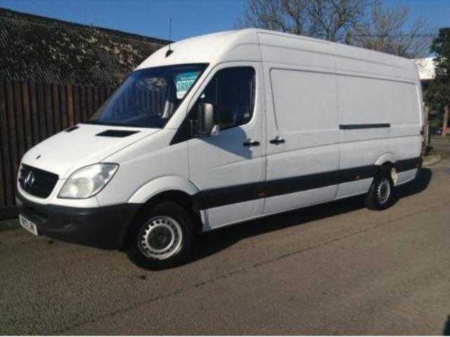 Mercedes-Benz Sprinter 2013