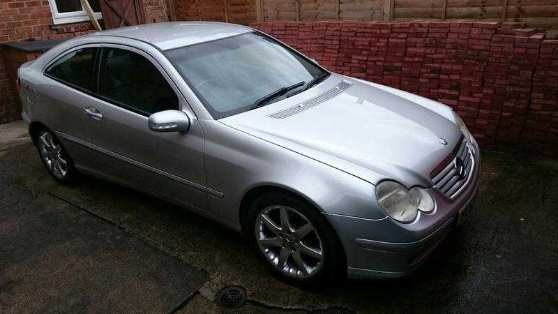 Mercedes C-class 2003