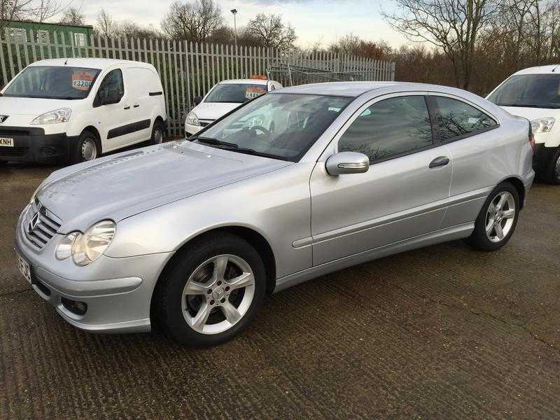 MERCEDES C200 DIESEL COUPE 2007 IMMACULATE SERVICED AND M.O.T039D