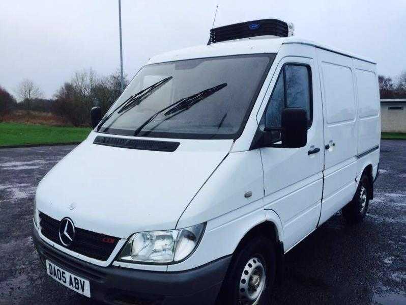 Mercedes Sprinter 2005 auto fridge van