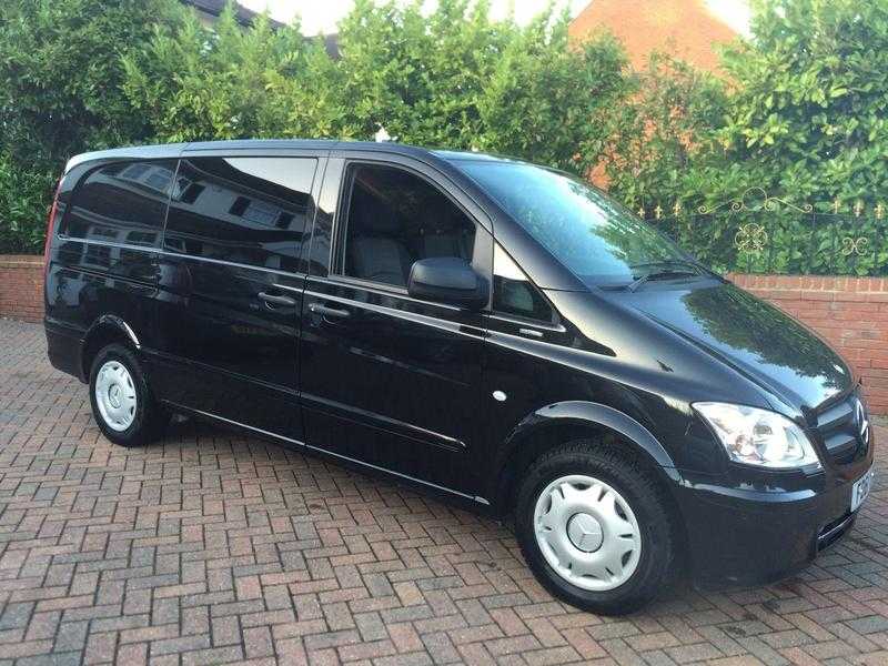 Mercedes Vito 113 Dualiner Compact 6 Seater