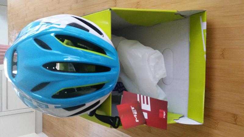 MET RIVALE HES Road Pro Cycling Helmet