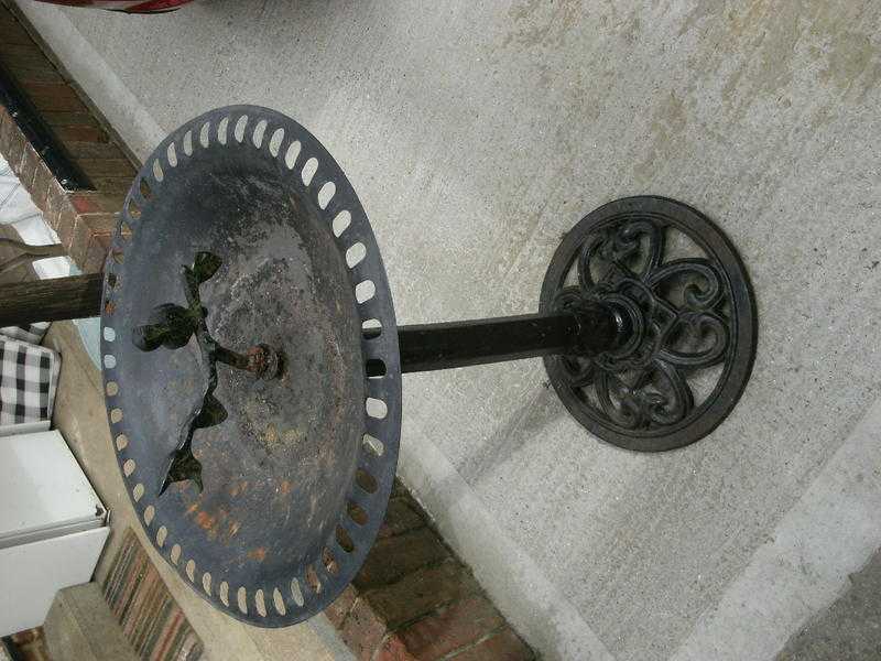 Metal Bird Bath