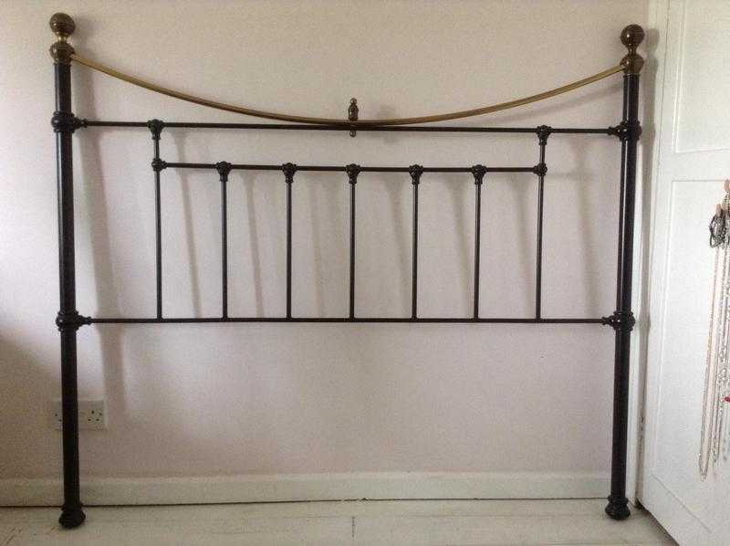 Metal Double Bedstead, Black and Brass, Traditional Elegant Design, with Slatted Base