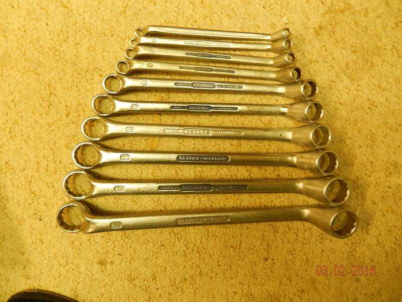 Metric Ring Spanners