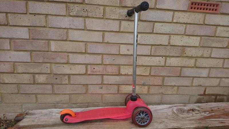 Micro scooter