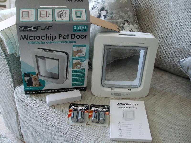 Microchip pet door