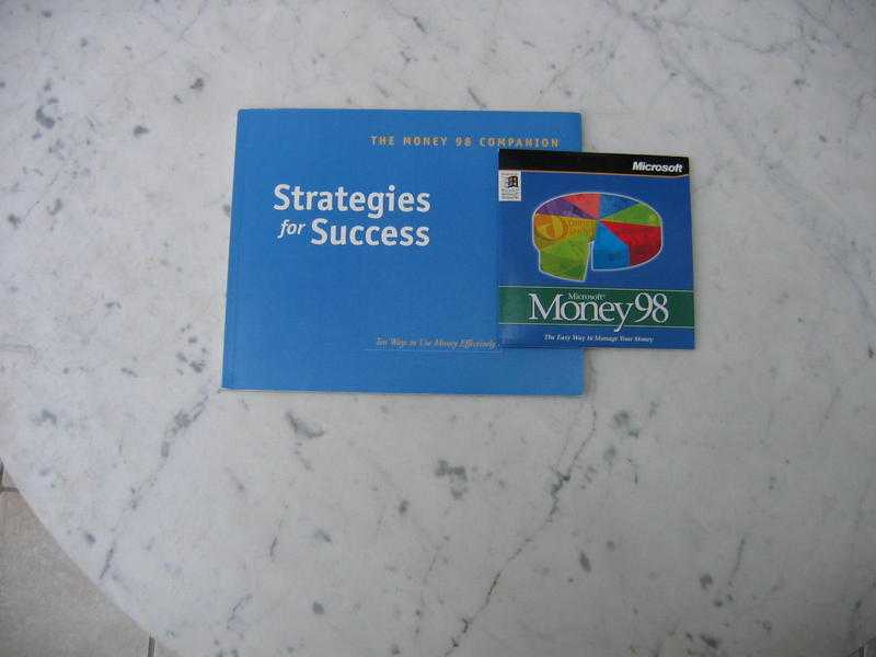 Microsoft Money 98 installation disc with Users Guide