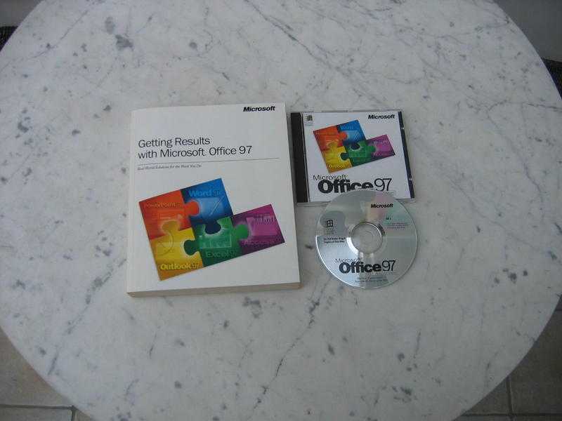 Microsoft Office 97 Pro, installation disc amp handbook