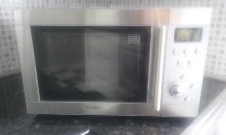 Microwave Oven HINARIE Model EMX741SSEG