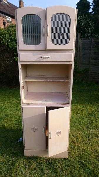 Mid Century (1950s) Vintage Kitchen Unit Cupboard Larder project for spares or repair.